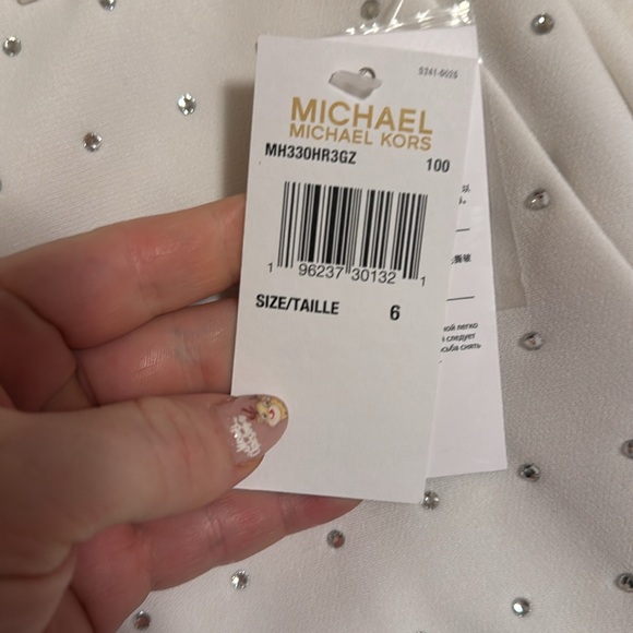 New Michael kors pants. - Picture 3 of 3